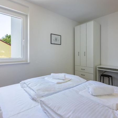 Luxury Apartments Lovorka 3 & 4***/**** Selce Dış mekan fotoğraf