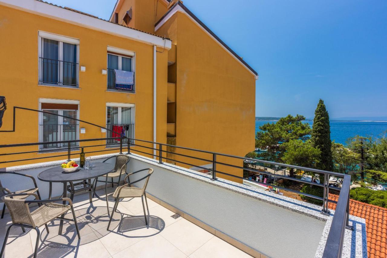 Luxury Apartments Lovorka 3 & 4***/**** Selce Dış mekan fotoğraf