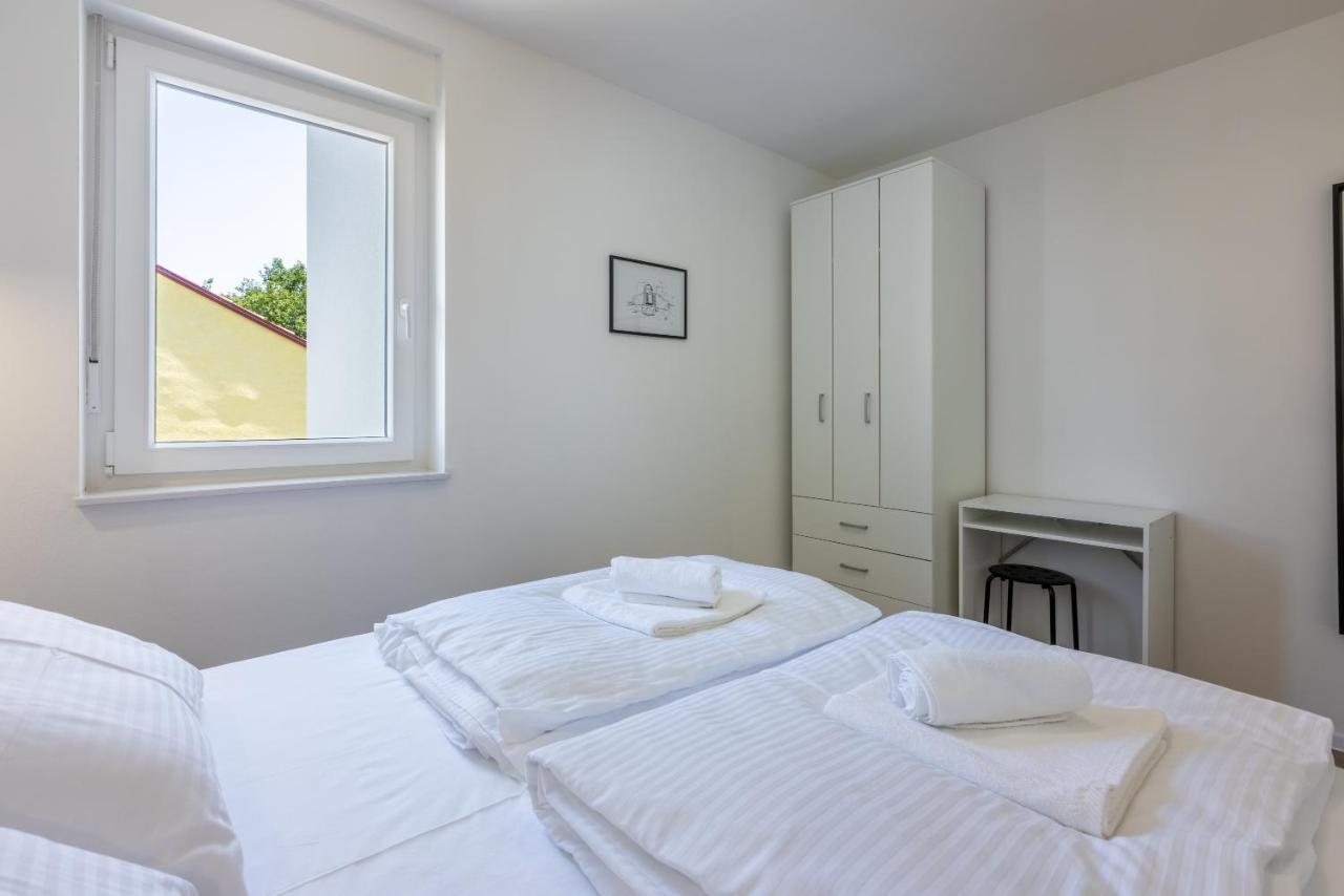 Luxury Apartments Lovorka 3 & 4***/**** Selce Dış mekan fotoğraf