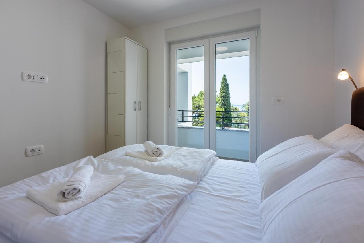 Luxury Apartments Lovorka 3 & 4***/**** Selce Dış mekan fotoğraf