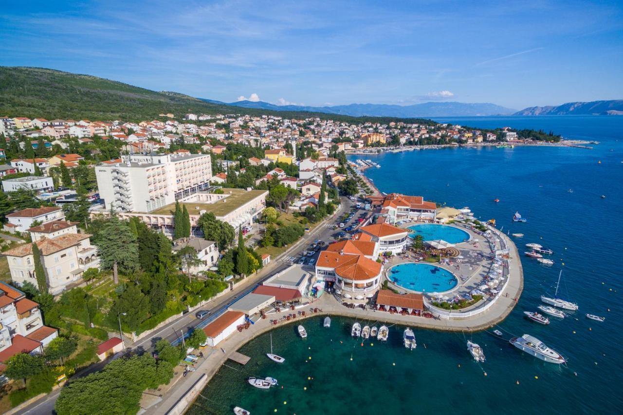 Luxury Apartments Lovorka 3 & 4***/**** Selce Dış mekan fotoğraf