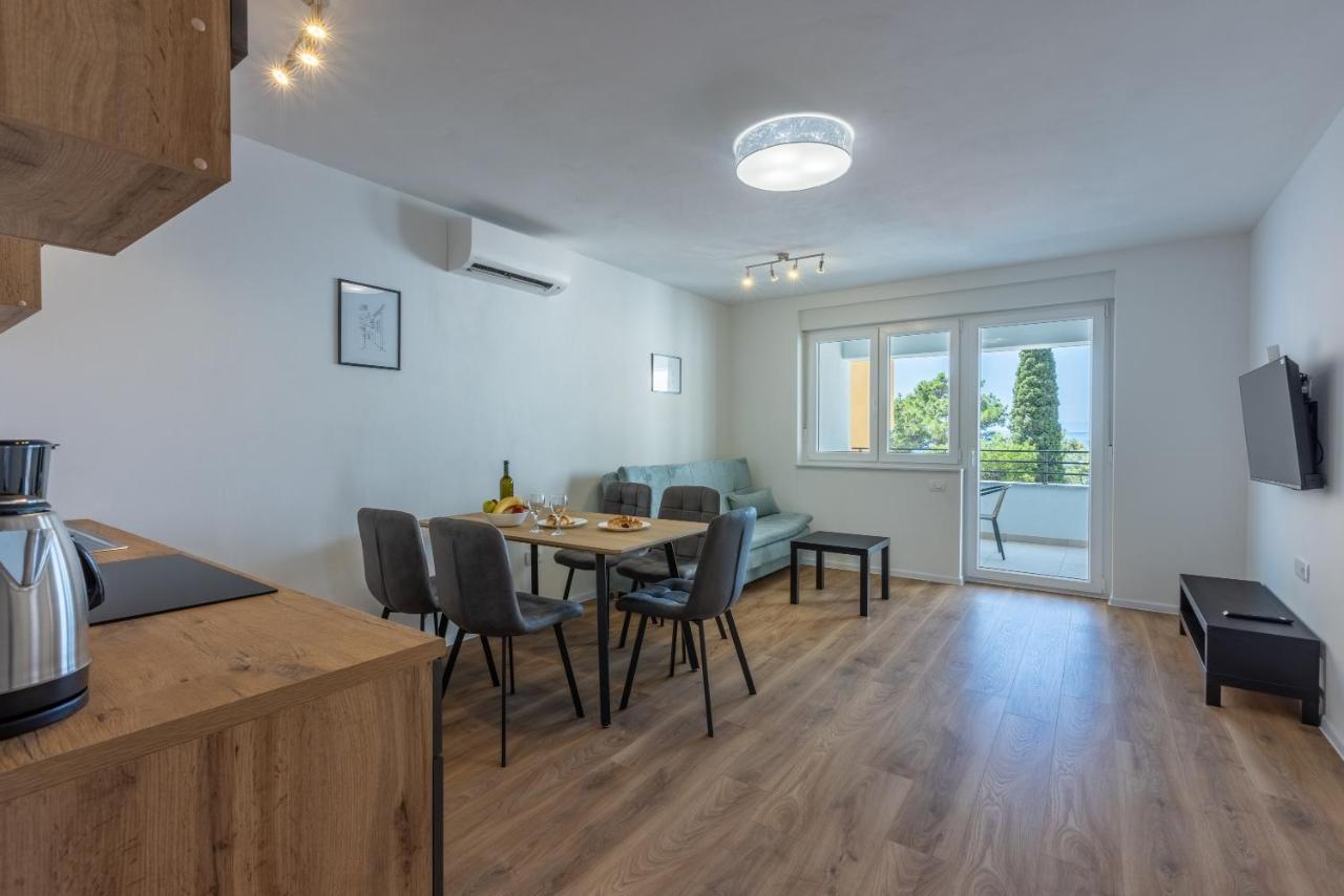 Luxury Apartments Lovorka 3 & 4***/**** Selce Dış mekan fotoğraf