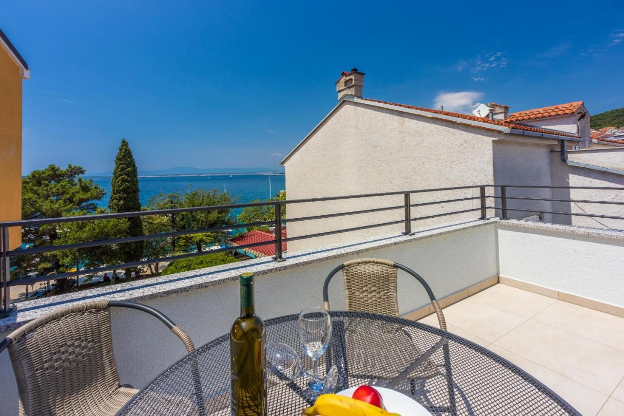 Luxury Apartments Lovorka 3 & 4***/**** Selce Dış mekan fotoğraf