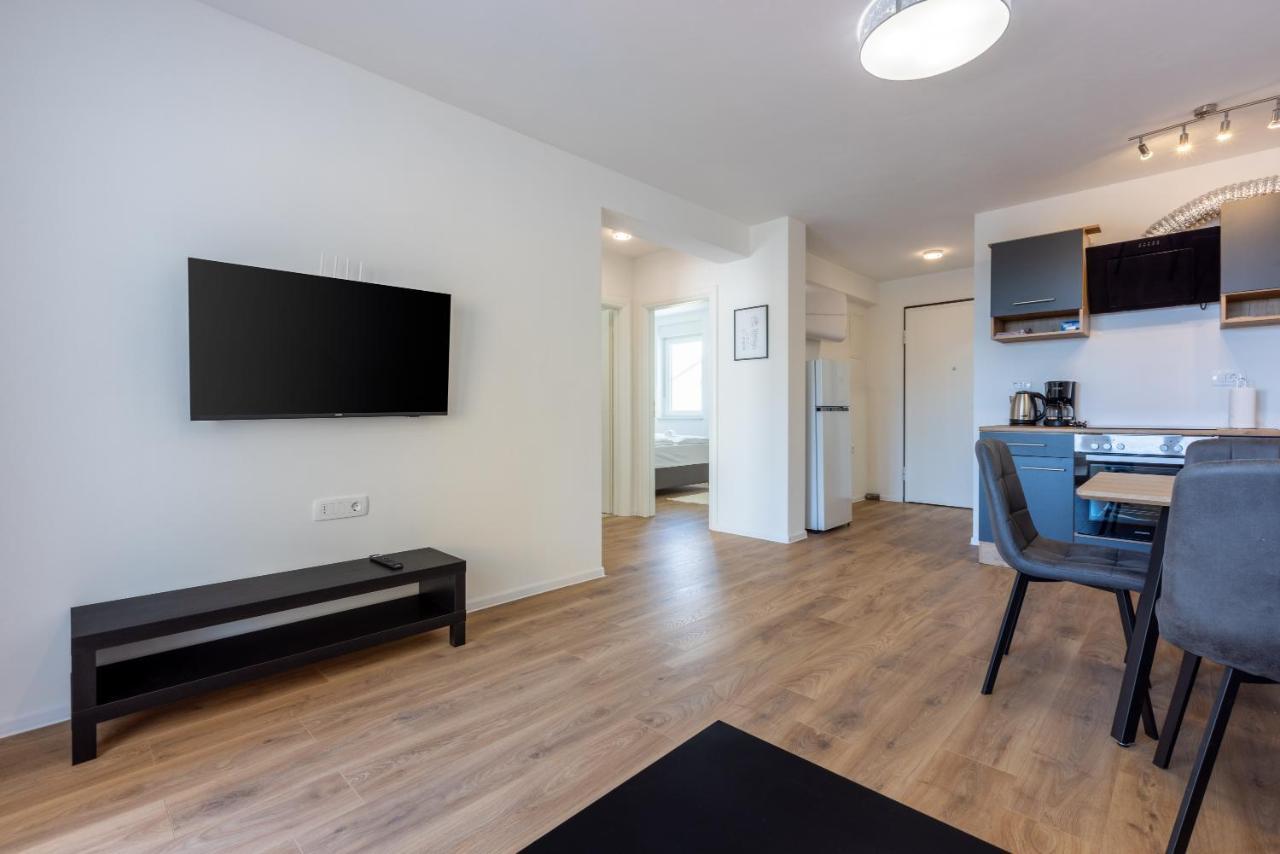 Luxury Apartments Lovorka 3 & 4***/**** Selce Dış mekan fotoğraf